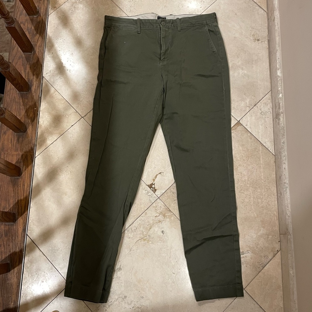 J Crew 770 Straight Fit Chino